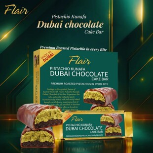 迪拜代购Flair开心果库纳法千丝酥威化巧克力蛋糕棒55g一条