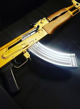 P90抛壳软弹枪冲锋儿童男孩仿真玩具AK47突击步抢手动QBZ95式吃鸡