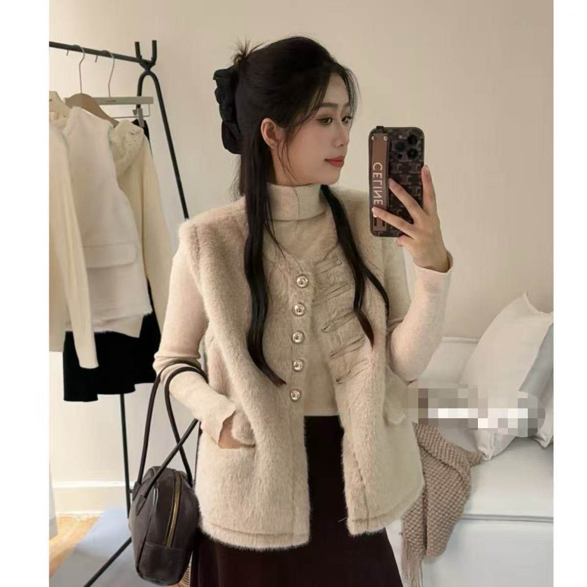 新款韩系叠穿百搭羊羔毛马甲外套女休闲宽松皮毛一体坎肩圆领上衣