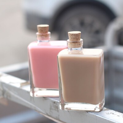 新款网红200ml300ml奶茶瓶咖啡瓶果饮料瓶牛奶瓶透明玻璃瓶带盖