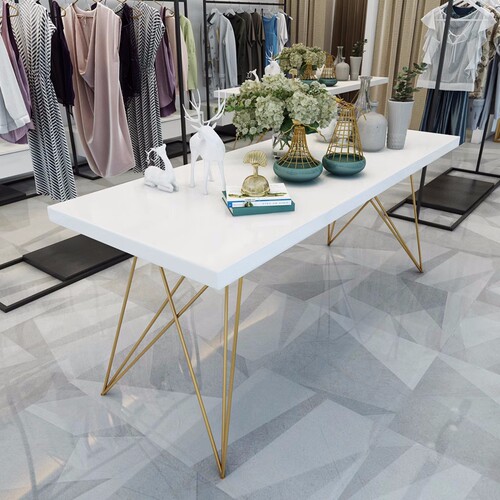 服装店展示桌简约风格