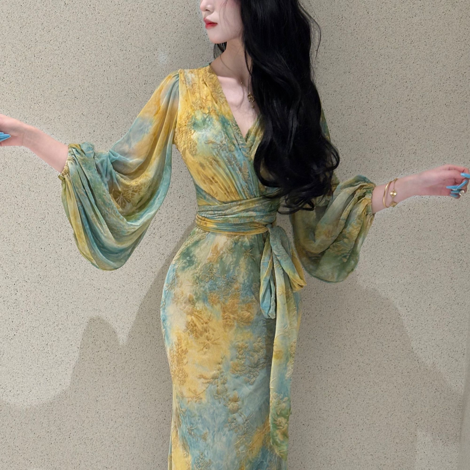 画报夫人原创新中式遮肚子连衣裙显瘦 惊鸿月秋神明少女