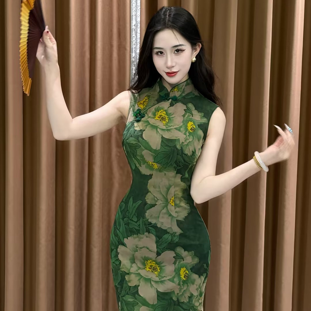 LHMknk1画报夫人原创温柔弹力网纱大花港工旗袍 无袖绿坤林