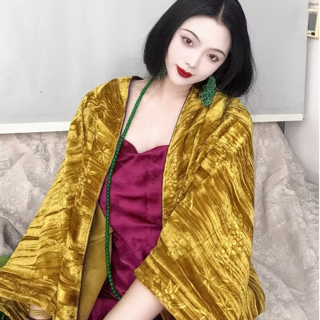 LHMknk1画报夫人原创高级显白慵懒禅意新中式外套 金色丝绒外套,女装/女士精品,旗袍,淘宝优惠券,粉丝福利购,淘宝优惠卷