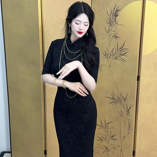 LHMknk1画报夫人原创秋冬显白素色针织提花五分袖珠链旗袍 娇韵黑
