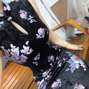 LHMknk1画报夫人原创秋冬烫金丝绒复古显瘦无袖旗袍 雾里看花