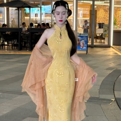 画报夫人原创自制显瘦国风温柔黄色新中式旗袍 挖肩鹅黄素