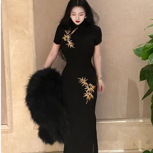 LHMknk1画报夫人原创自制新中式刺绣旗袍弹力西装连衣裙 短袖金竹