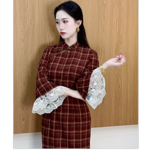 LHMknk1画报夫人原创自制秋冬清新复古格子旗袍 红巷倒大袖