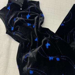 LHMknk1画报夫人秋冬钉珠刺绣亮片蝴蝶丝绒旗袍 流星蓝蝶