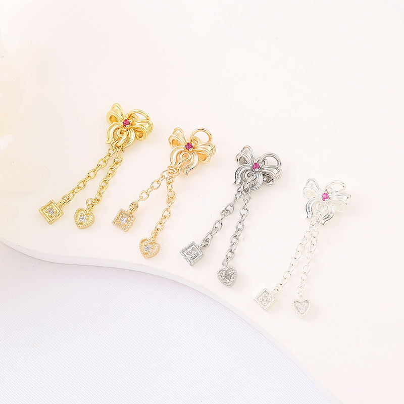 18K包金保色蝴蝶结桃心流苏吊坠