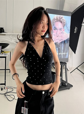 #Sisjuly#韩系甜美时尚小姐 波普艺术黑白撞色波点V领吊带背心女