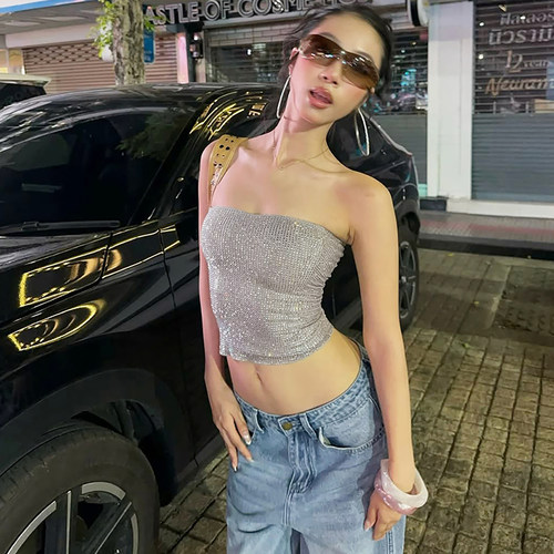 重工烫钻设计修身性感短款抹胸女