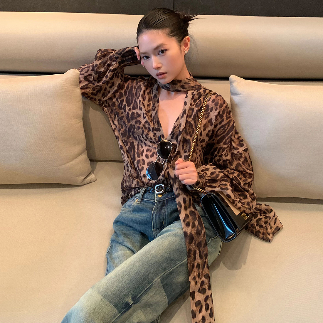 性感豹纹不规则飘带宽松款T恤女