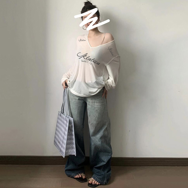 慵懒感休闲百搭V领微透显瘦T恤女