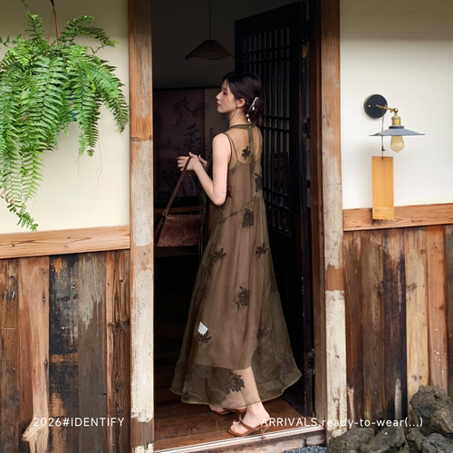 法式复古重工刺绣真丝连衣裙女