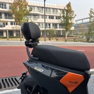 适用九号电动车靠背M/N/F/E/Q系后座腰靠背九号大靠背黑色通用款