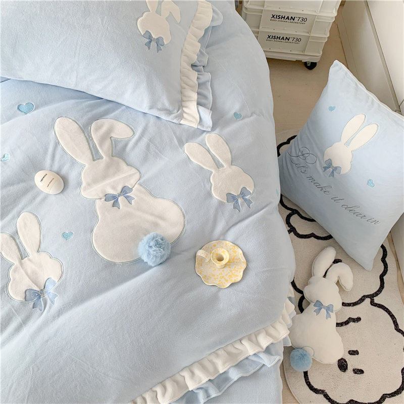 少女冬季加厚牛奶绒四件