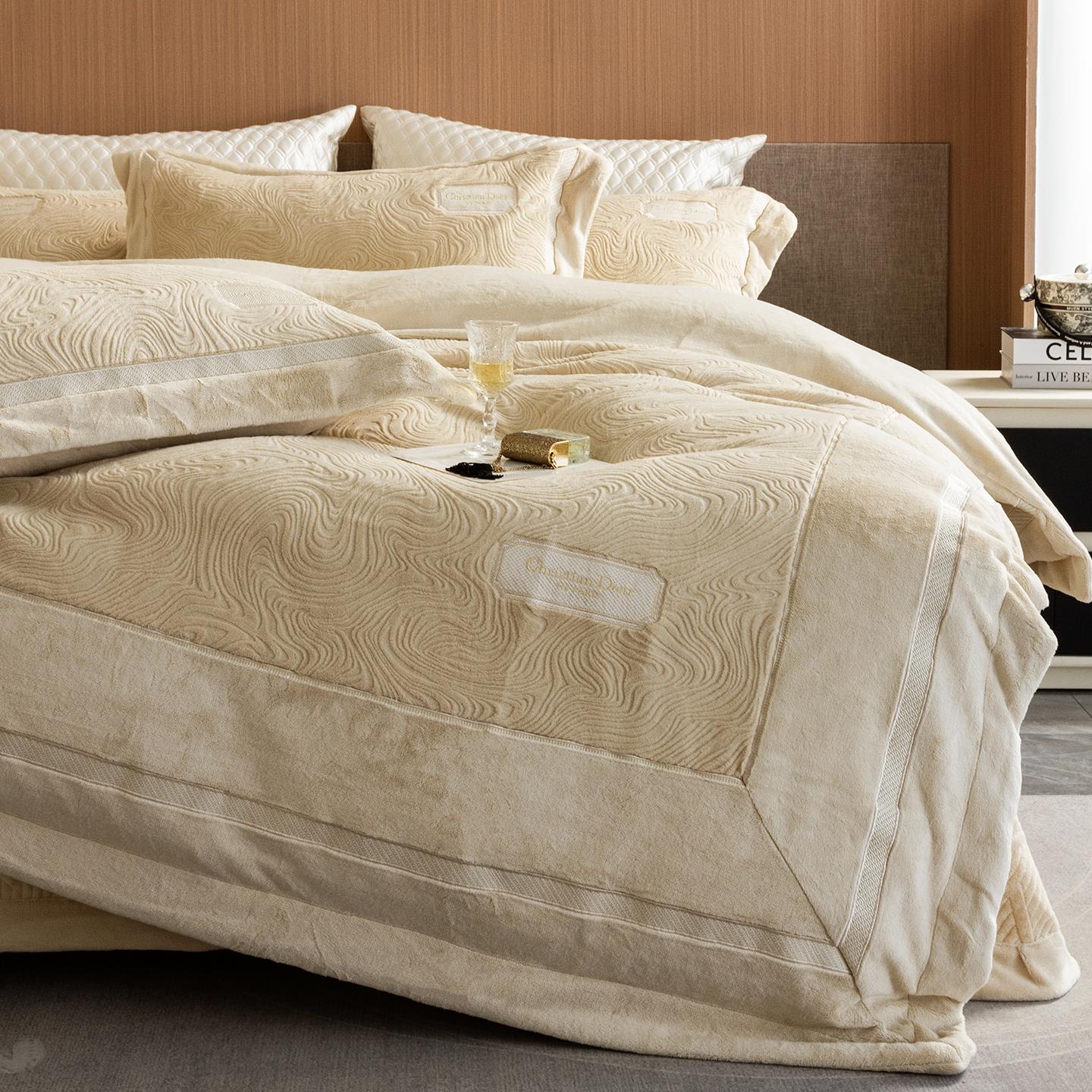 加厚保暖双面牛奶绒四件套加绒被套床单珊瑚绒欧式轻奢大牌奶油风