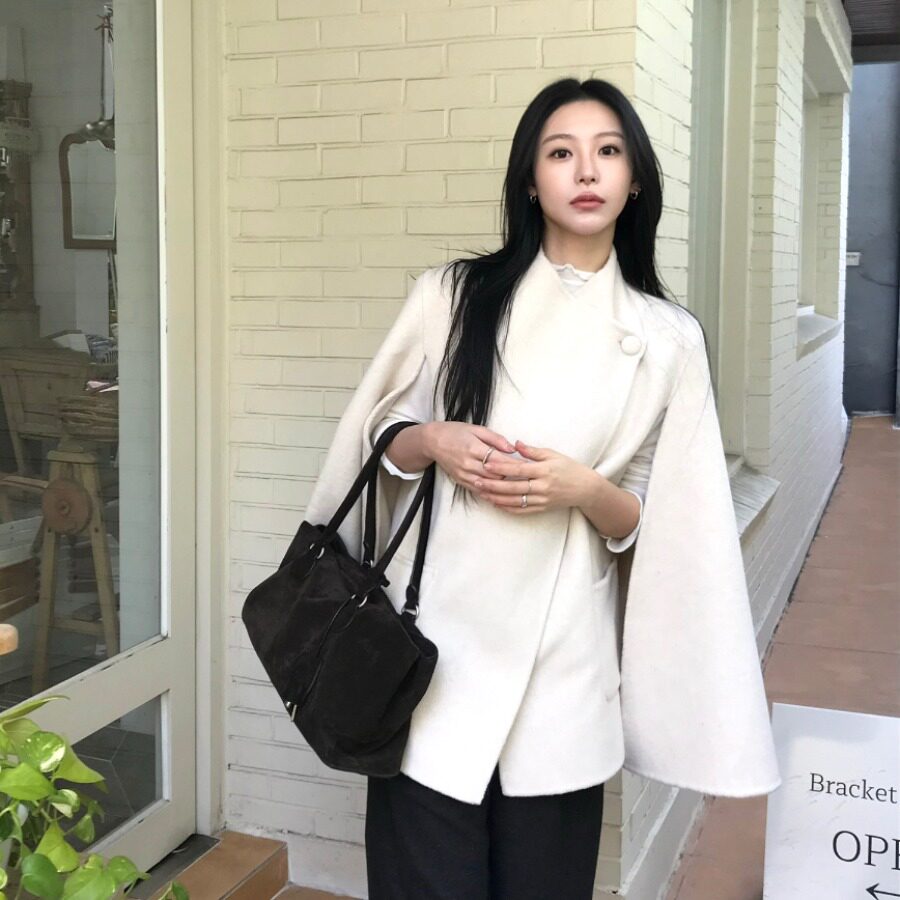 韩国东大门法式高级感一粒扣斗篷毛呢外套女2026秋冬新品上衣女