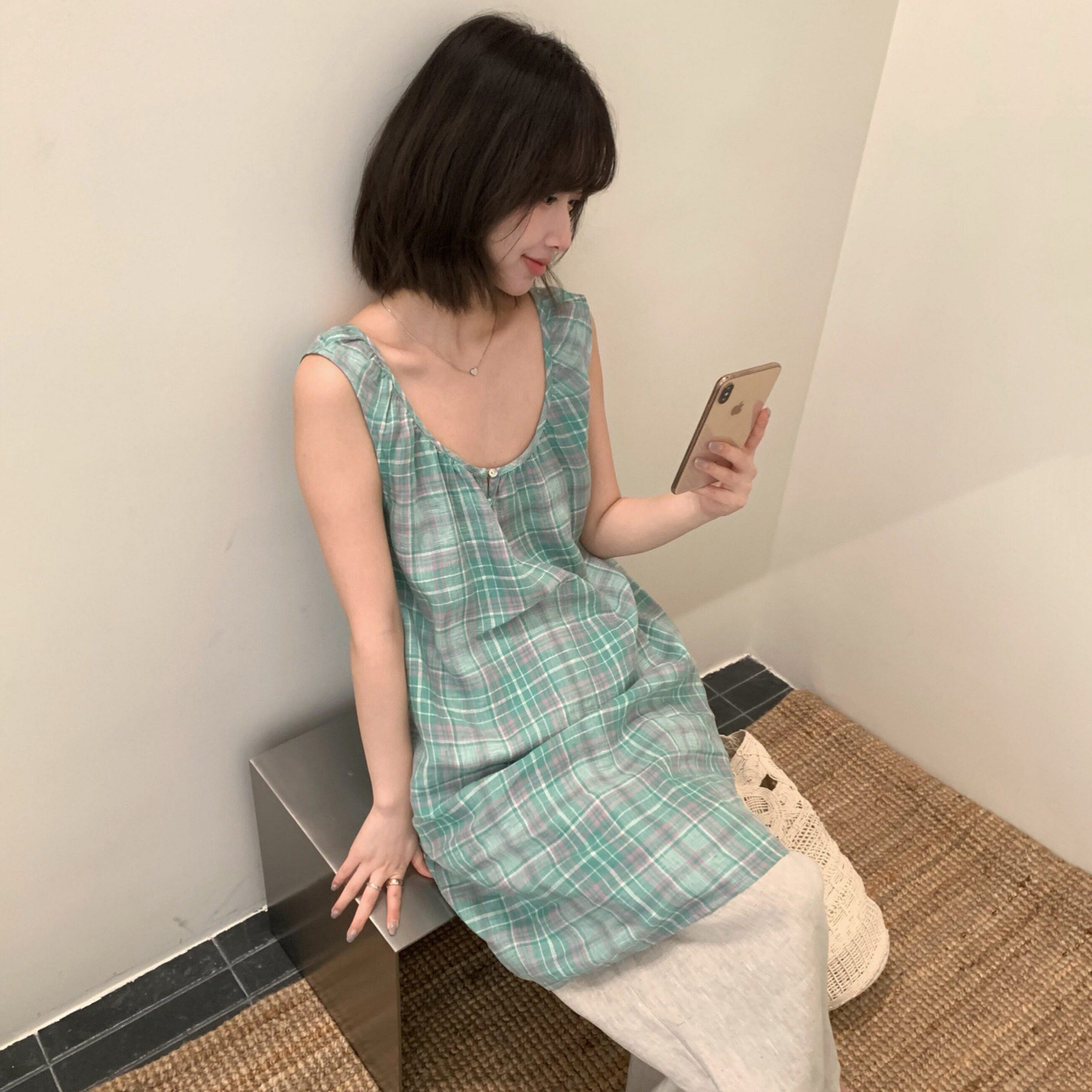 韩系日常百搭甜美格子叠穿上衣v领背心短裙显瘦设计感2026夏季