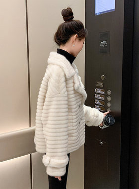 秋冬季新款女装皮毛一体大衣短款