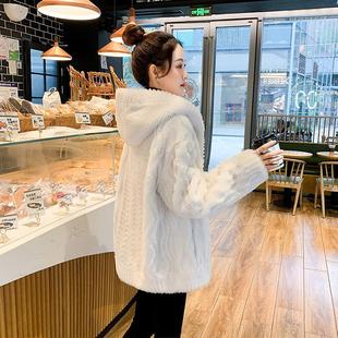 连帽皮毛一体羊羔毛羊剪绒大衣中长款2025新款女装秋冬仿皮草外套