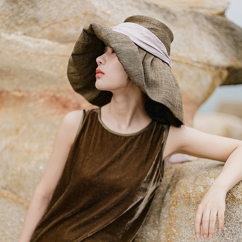 MING拉风优雅美式复古赫本风手工极细拉菲草小众超大檐遮阳海滩帽在类目 服饰配件/皮带/帽子/围巾, 帽子中 - 来自Buy2taobao.com提供专业的淘宝代购服务