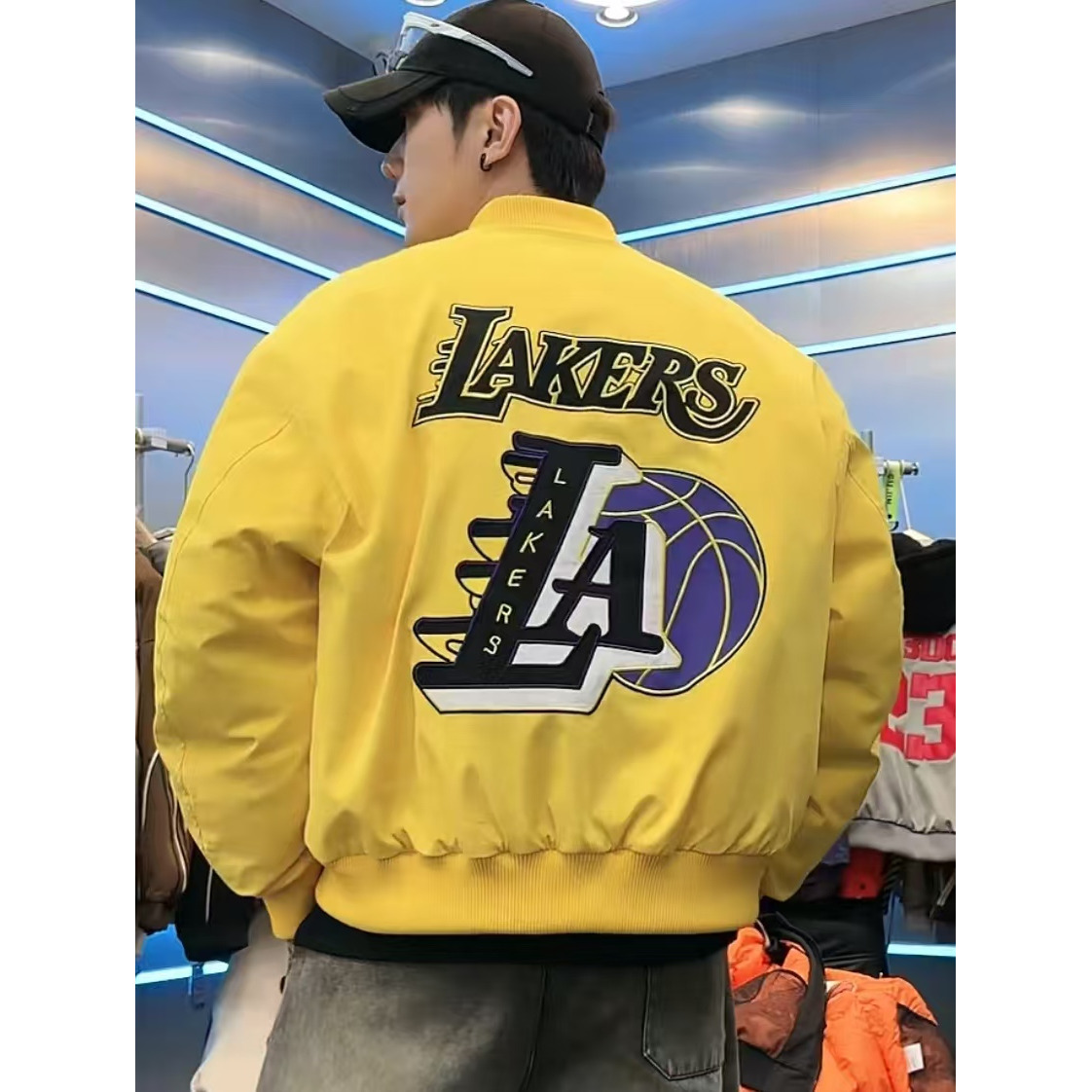 冬季男女重工刺绣羽绒服外套