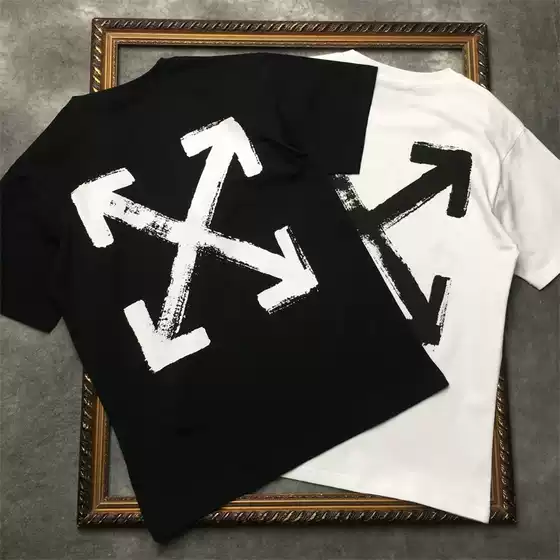 26 Summer Trendy Brand New T-Shirt with Gradient Graffiti on the Back, Black and White Contrasting Arrow Letter Print, Unisex Short-Sleeve Tee
