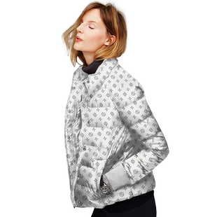 欧美时尚印花羽绒服女短款2025冬季新款气质保暖小个子轻便外套潮