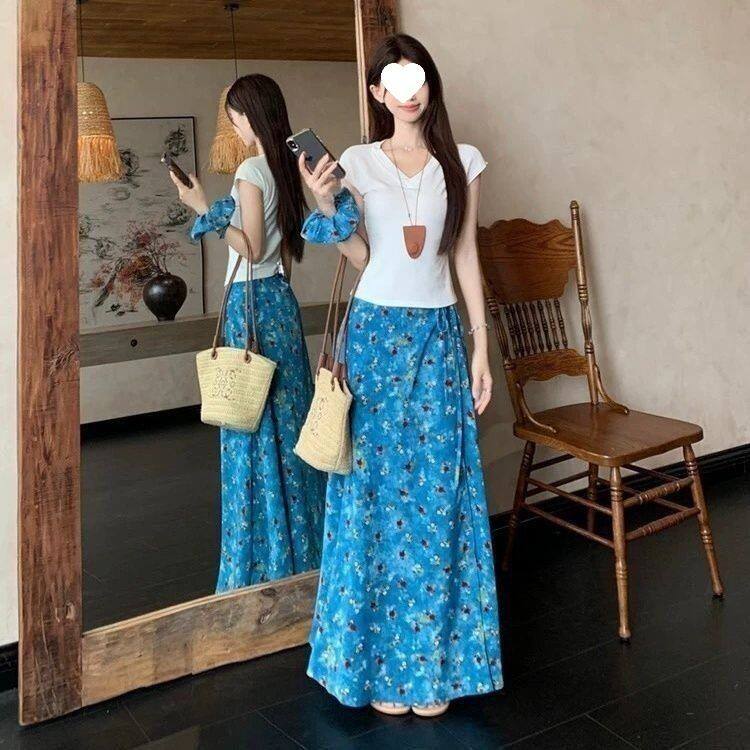 蓝色碎花油画系带半身裙女夏季新款修身显瘦V领正肩短袖T恤两件套
