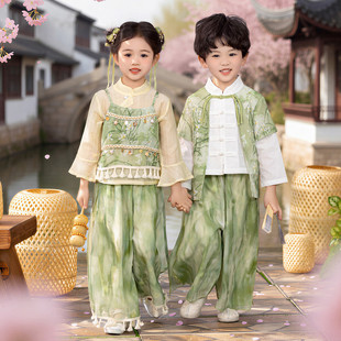 儿童新中式国风唐装汉服演出男女大童姐弟兄妹装幼儿园毕业照班服