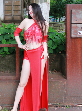 佐寒梦璐肚皮舞新款高级红色演出套装显瘦表演服性感气质班服大码