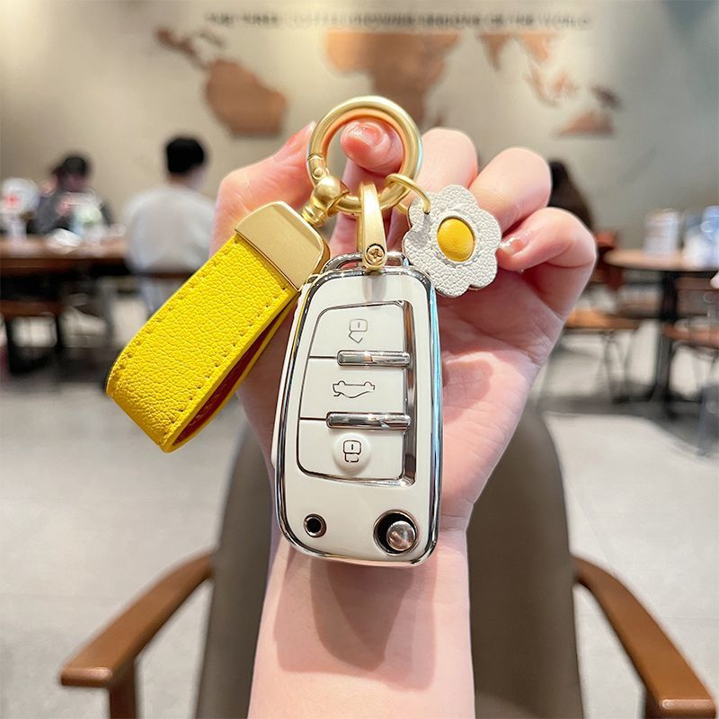 适用奥迪Q3适用于Q2L车a3高档rs5女21款a6a1包20折叠汽车遥控壳扣