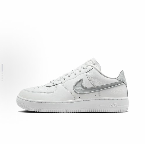 Nike Air Force 1女子空军一号运动休闲板鞋FJ7409-101