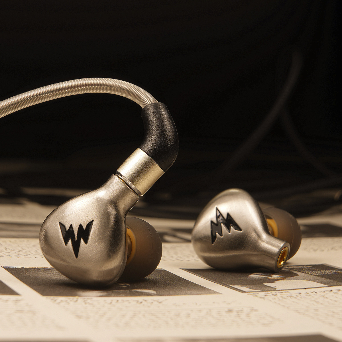【精钢腔体】Whizzer/威泽A15 hifi耳机入耳式挂耳塞 均衡耐听