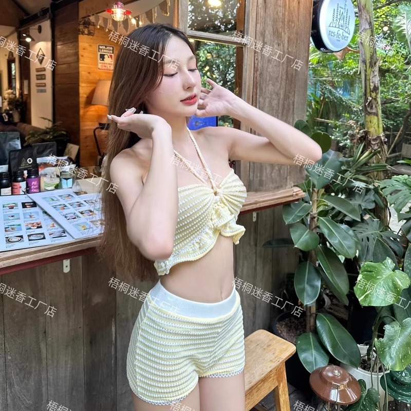 bikini黄色性感抹胸挂脖沙滩温泉度假拍照平角裤分体比基尼泳衣女