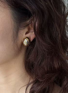 莲娜丽姿NinaRicci金银镂空波浪鸳鸯耳夹