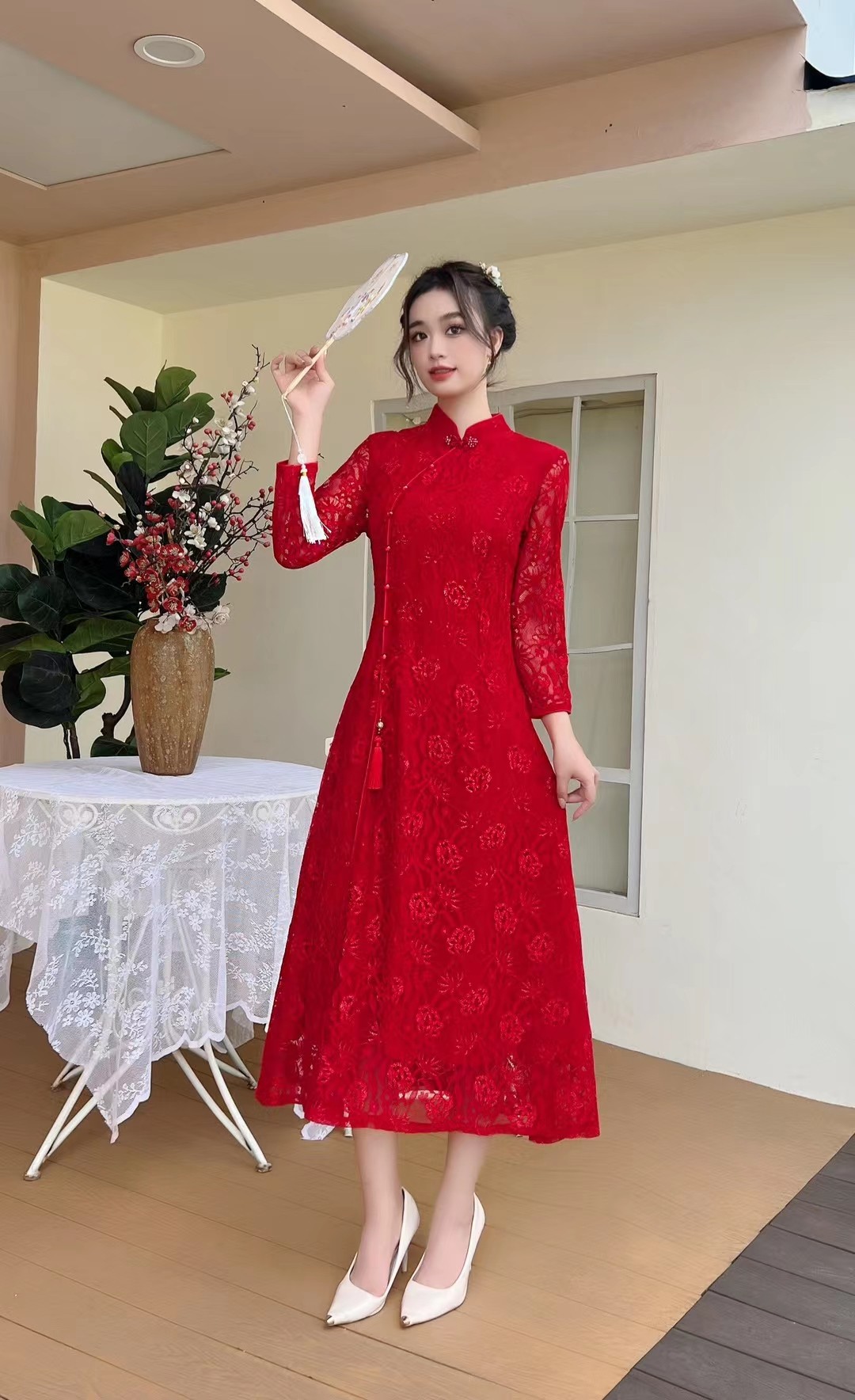 红色长款蕾丝改良旗袍2024春秋新款中国风年轻款七分袖日常连衣裙