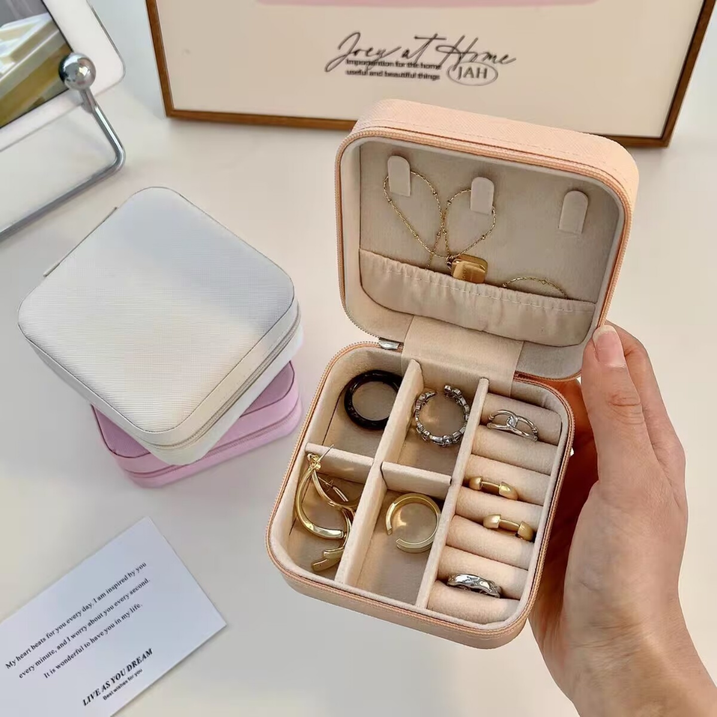 首饰收纳盒旅行便携式礼盒耳钉戒指包装饰品盒高级感项链首饰盒