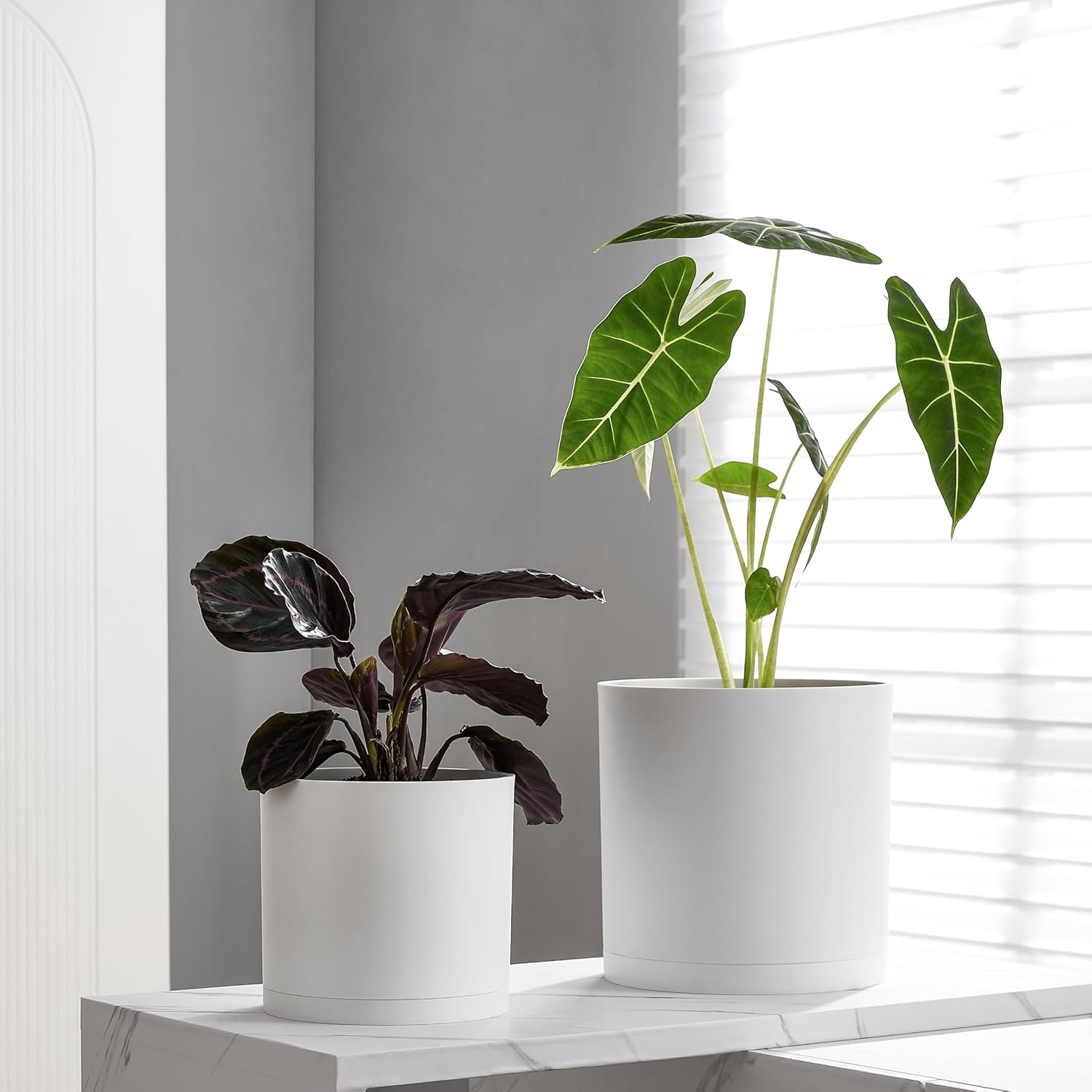 北欧简约风透气黑白色圆柱形花盆