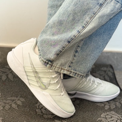 耐克 /Nike Sabrina 3 EP轻盈透气耐穿支撑回弹抓地篮球鞋白绿