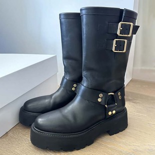 阿希哥同款中筒骑士靴2025新款圆头金属皮带扣厚底机车靴西部靴女