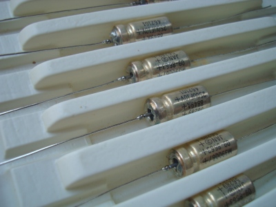 全新原装美国思碧SPRAGUE JAN M39006 10V250UF  直插钽电容