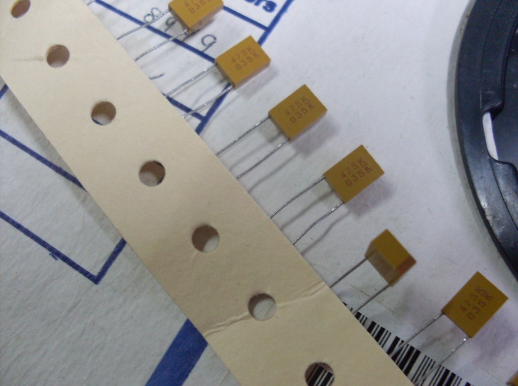 T370D475K035AS7322R101  直插 钽质电容器35V4.7uF 10% Kemet