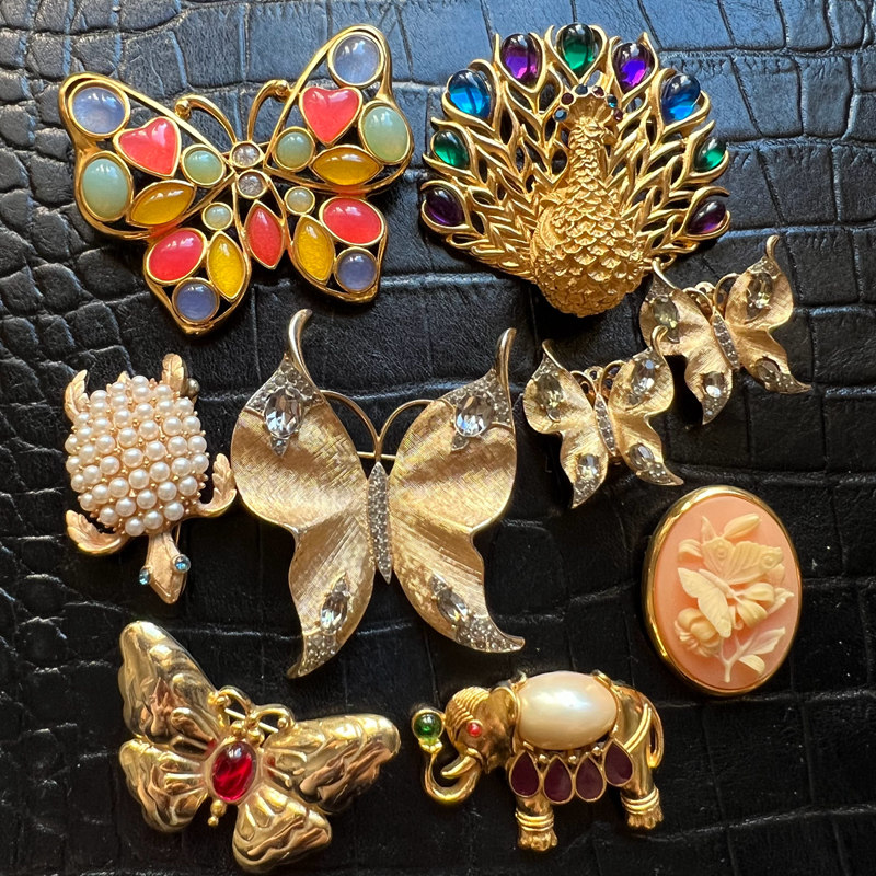 trifari翠法丽中古女琉璃胸针