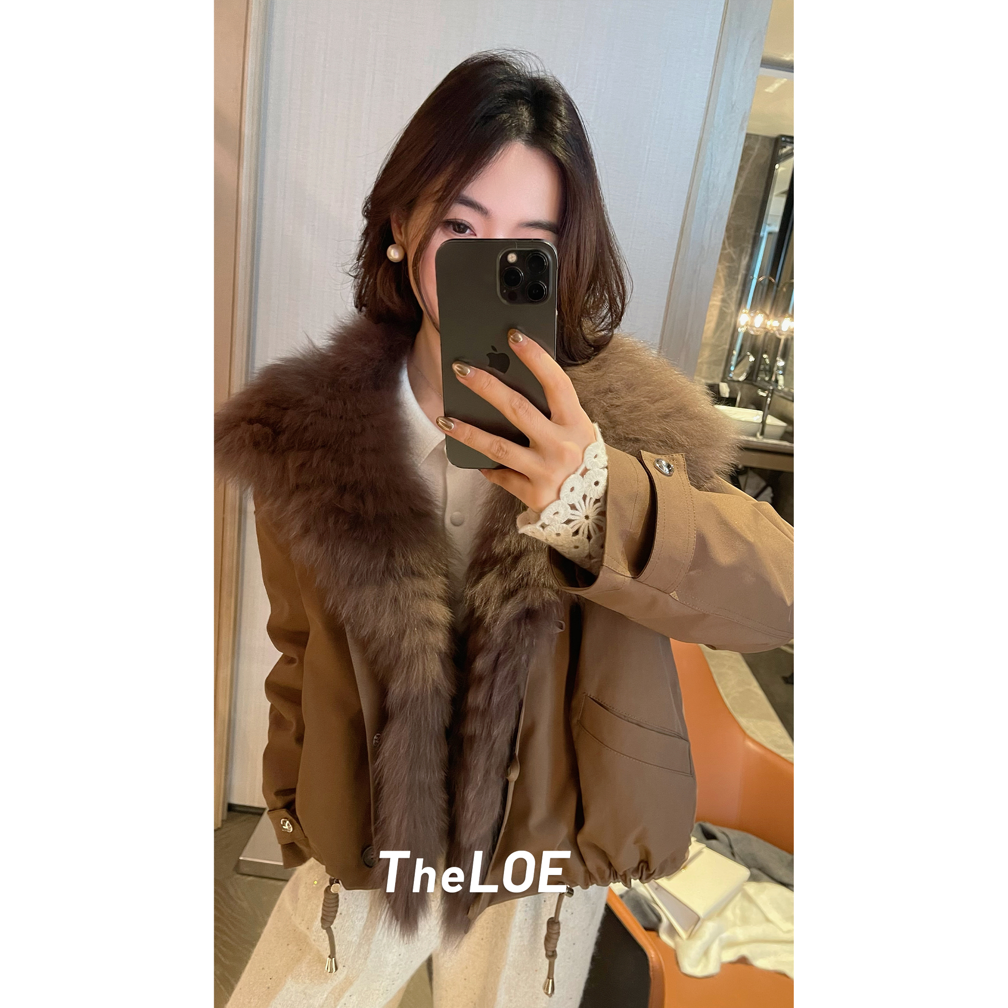 骆衣衣TheLOE/90白鹅绒温暖简约时尚狐狸毛羽绒服外套