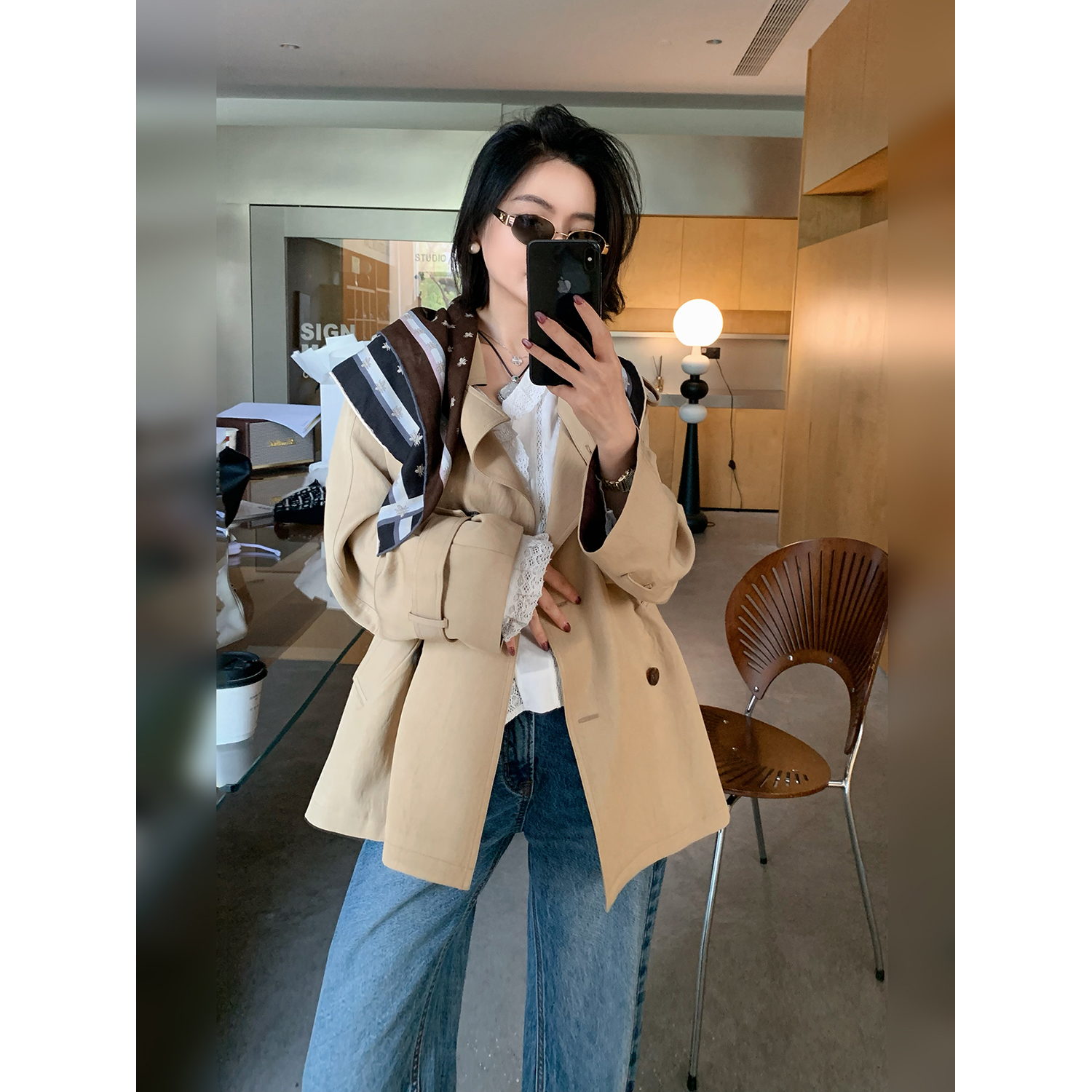 骆衣衣复古简约潮流宽松风衣