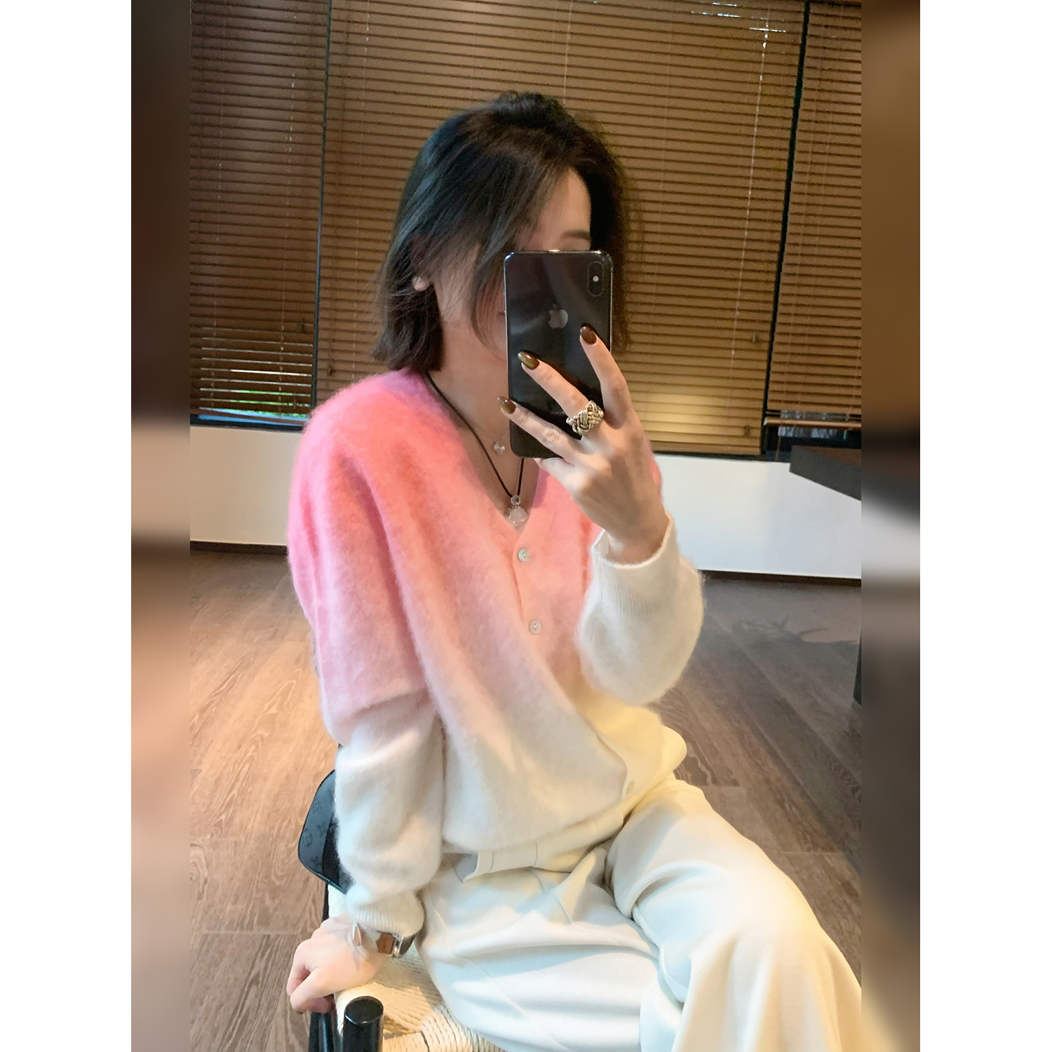 骆衣衣TheLOE/百搭休闲羊绒羊毛渐变拉毛开衫羊毛衫